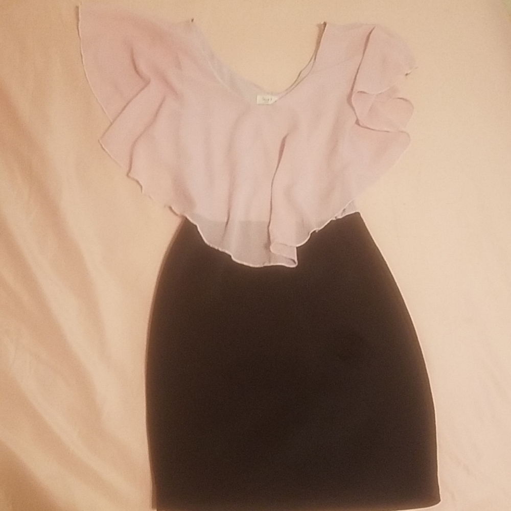 Sweet Flowy V Neck Dress